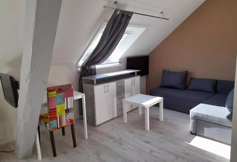 Majatalo Erdmannshöhle Hasel Im Südschwarzwald