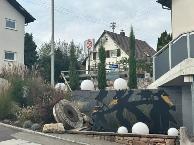 Majatalo Erdmannshöhle Hasel Im Südschwarzwald