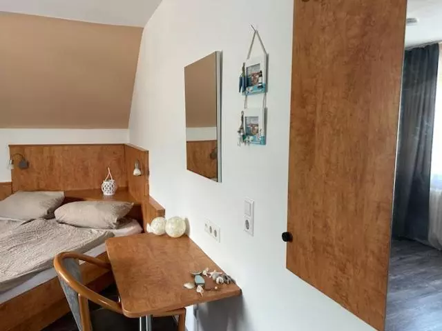 Majatalo Erdmannshöhle Hasel Im Südschwarzwald