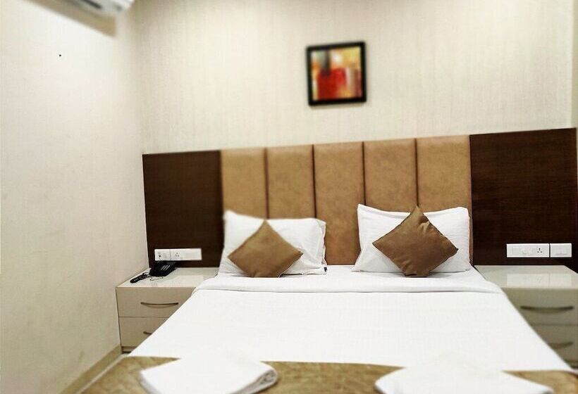 Hotelli Neermala Residency