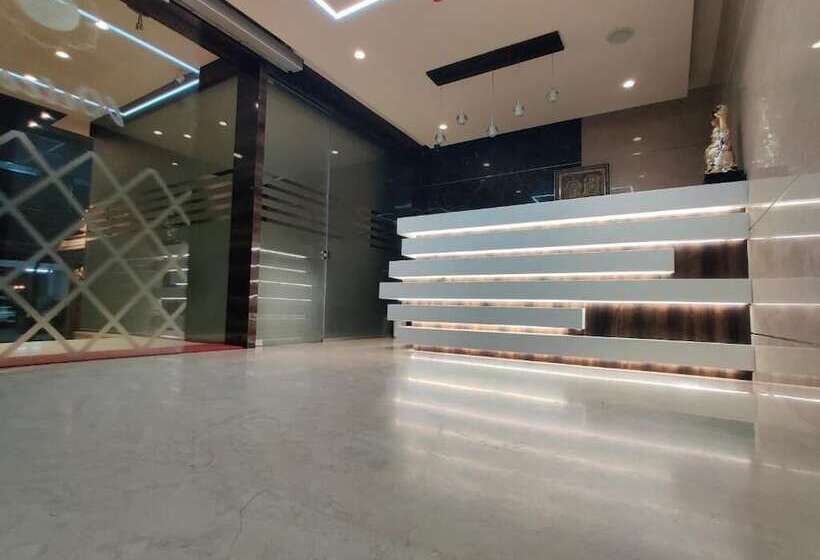 Hotelli Neermala Residency