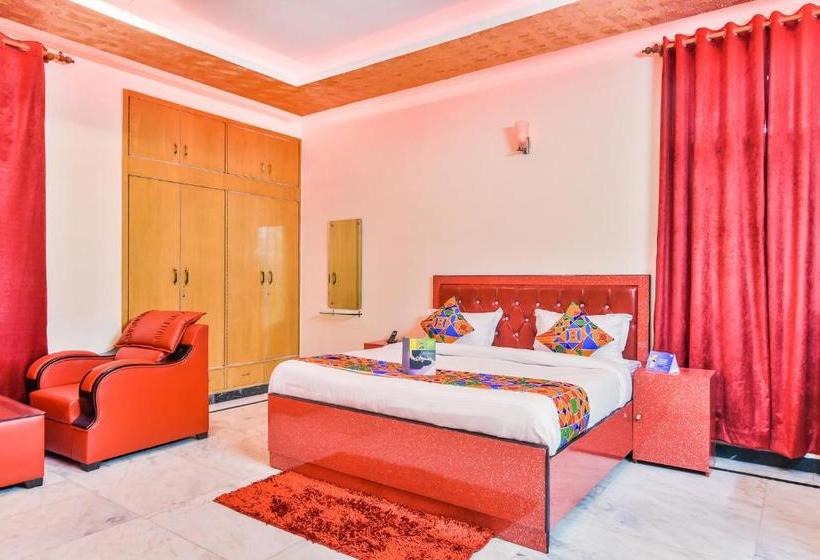 Hotel Fabexpress Prakash Apartment