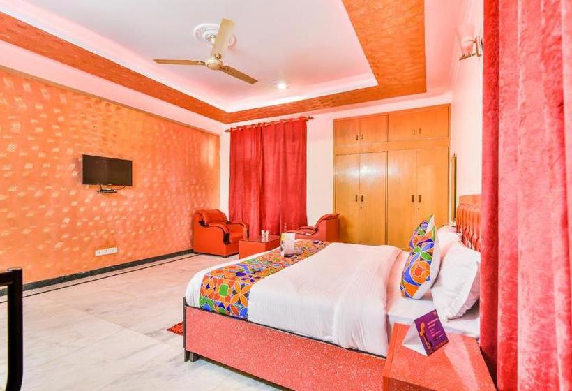 Hotel Fabexpress Prakash Apartment