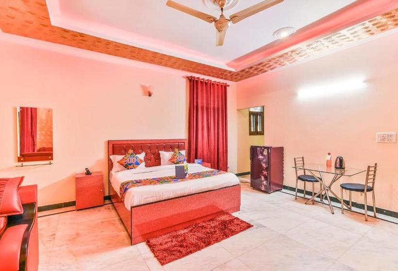 Hotel Fabexpress Prakash Apartment
