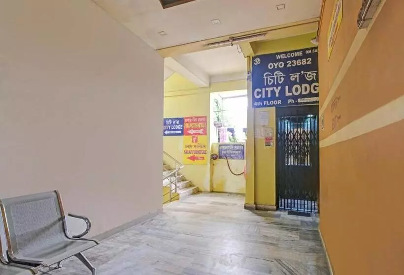 ホテル City Lodge Adabari