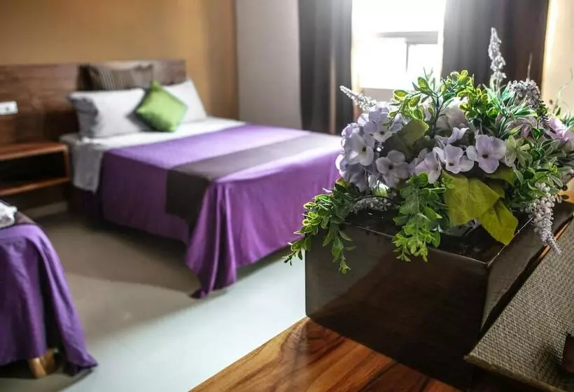 Hotelli Yeah Rincón De Guayabitos