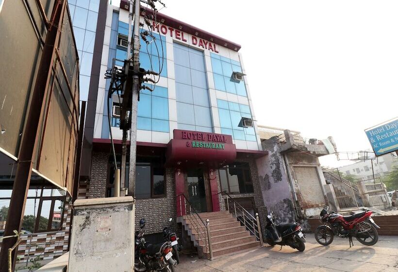 Oyo 24958 Hotel Dayal