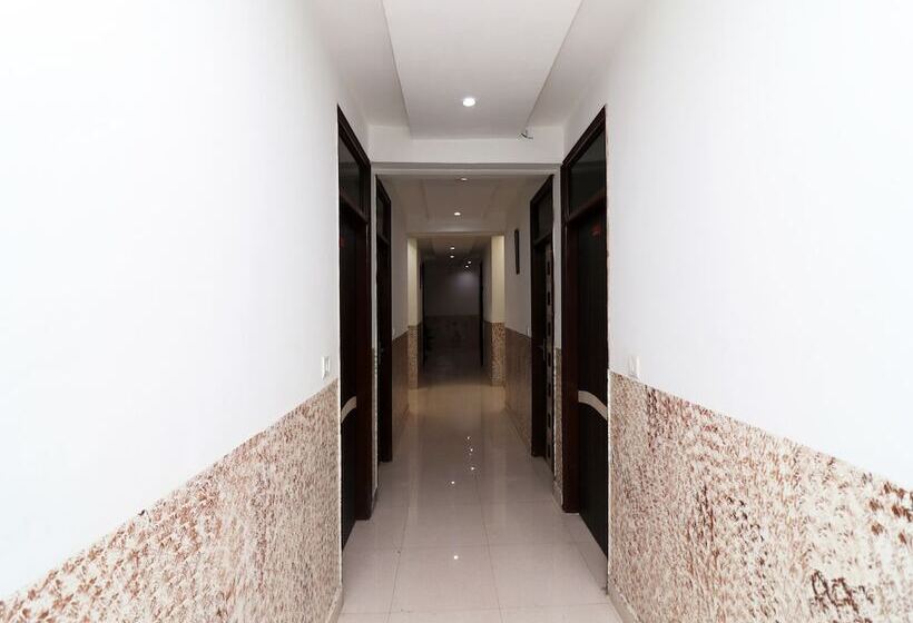 Oyo 24958 Hotel Dayal