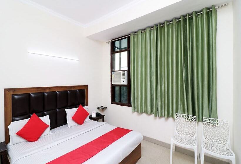 Oyo 24958 Hotel Dayal