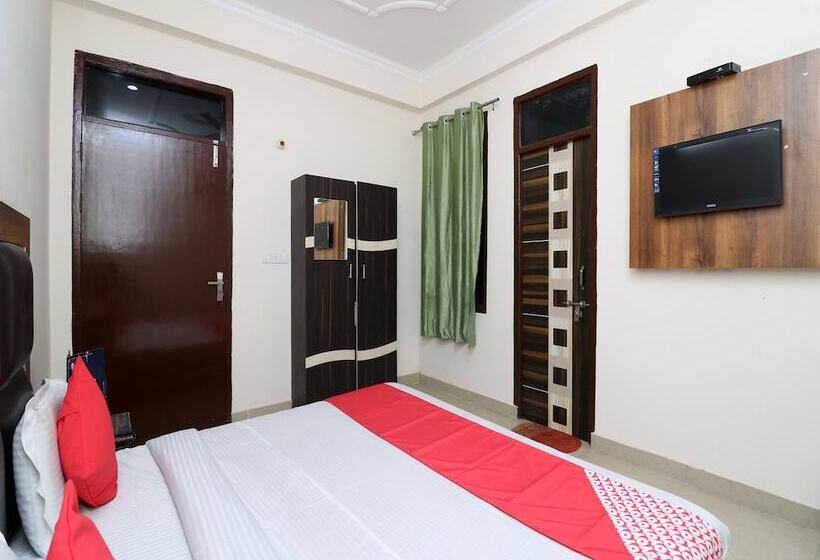 Oyo 24958 Hotel Dayal