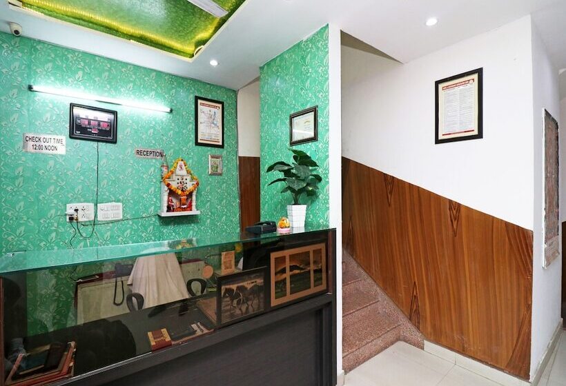 Oyo 24958 Hotel Dayal