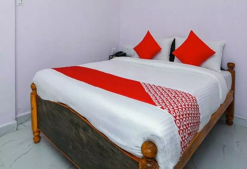 Oyo 27936 Hotel Welcome Tirupati