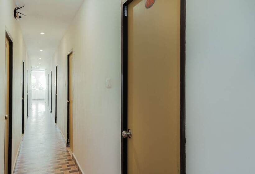 Oyo 27936 Hotel Welcome Tirupati