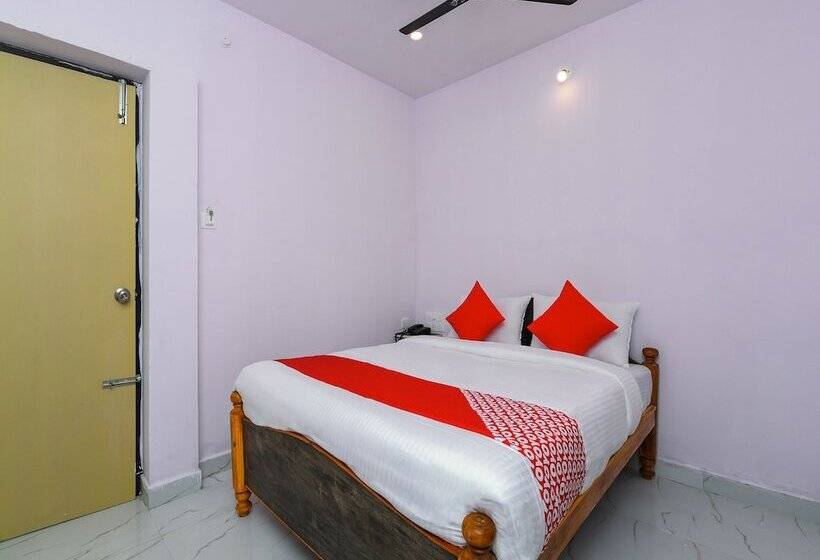Oyo 27936 Hotel Welcome Tirupati