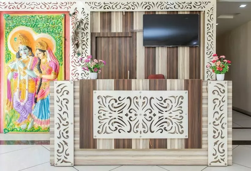 Oyo 28591 Hotel Madur Milan Garden