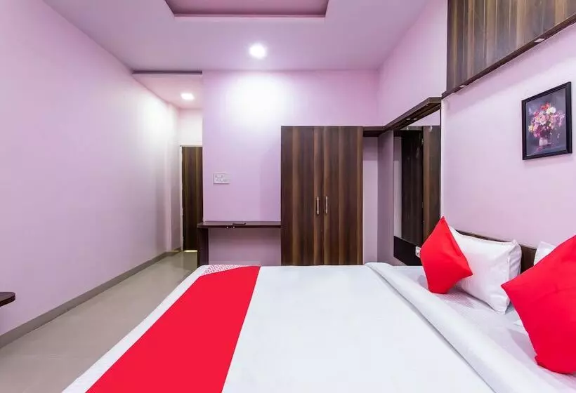 Oyo 28591 Hotel Madur Milan Garden