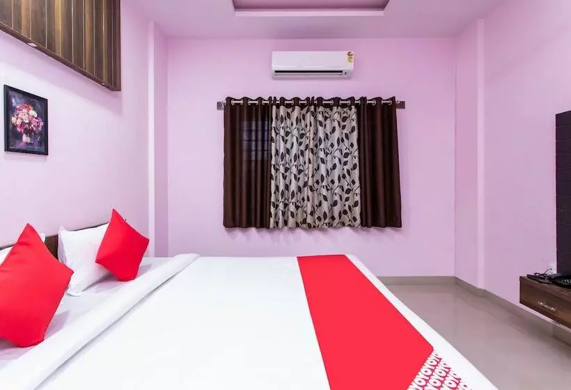 Oyo 28591 Hotel Madur Milan Garden