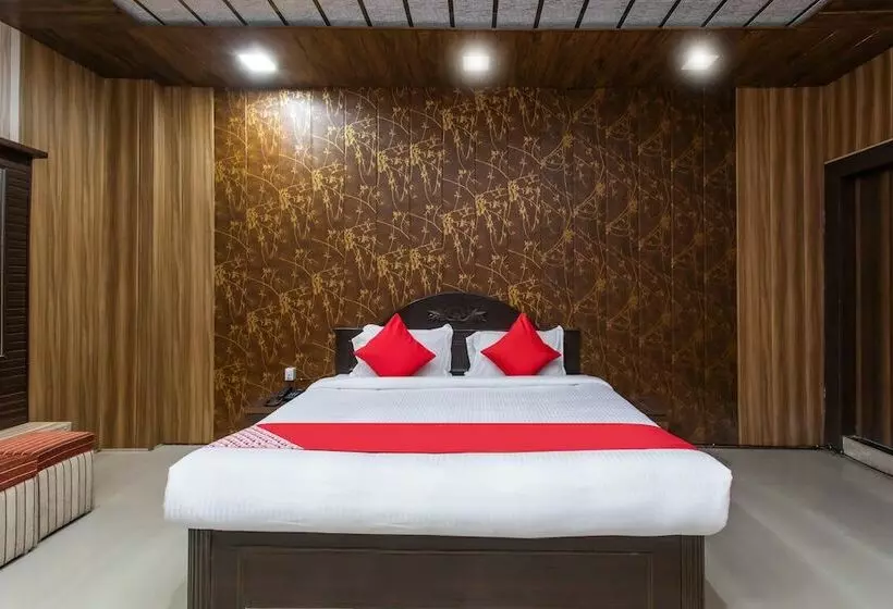 Oyo 28591 Hotel Madur Milan Garden