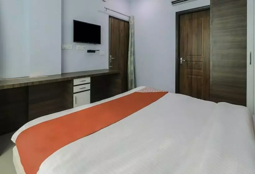 Oyo 29046 Hotel Jln