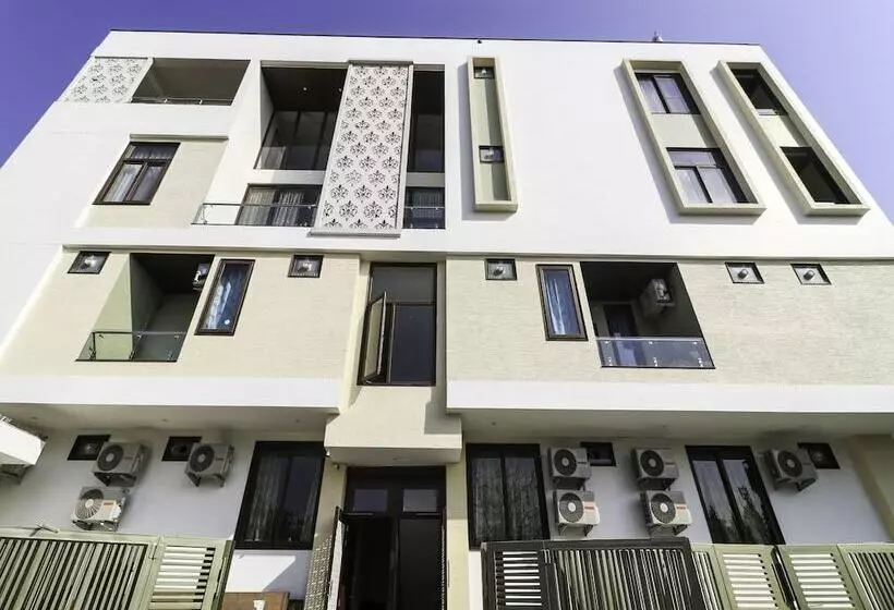 Oyo 29046 Hotel Jln