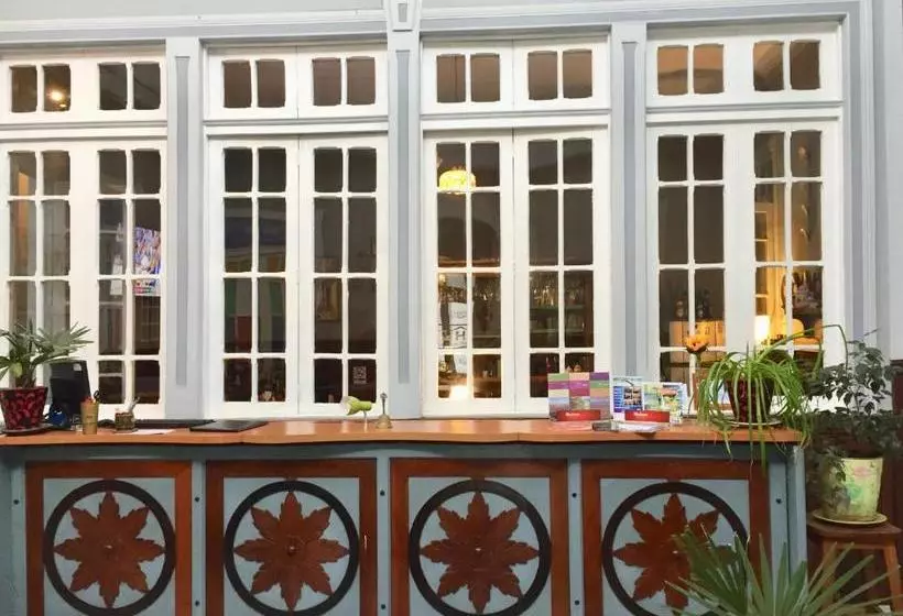 ホテル Isla Bella Talca