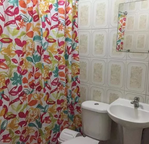 ホテル Isla Bella Talca