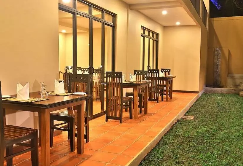 Hotelli Lily S Resort