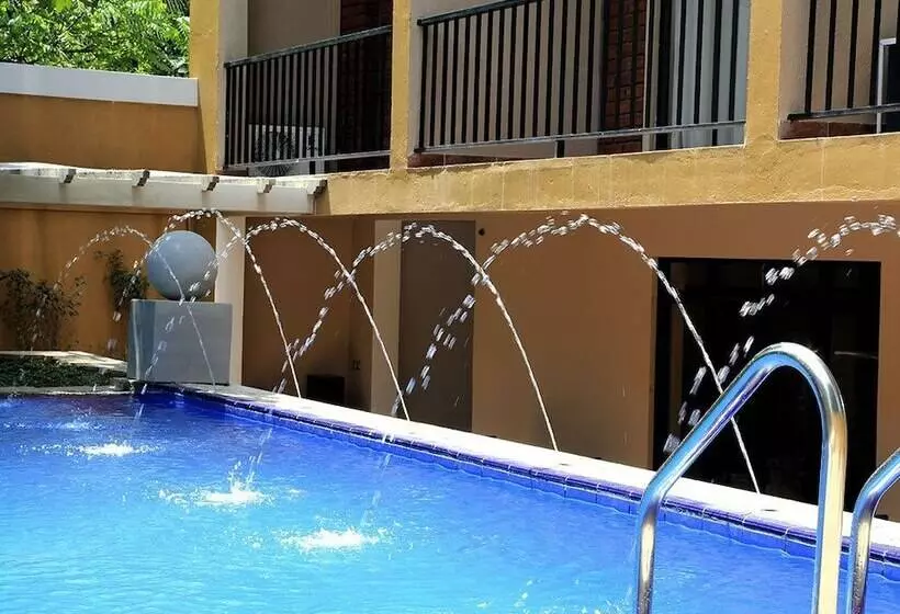 Hotelli Lily S Resort