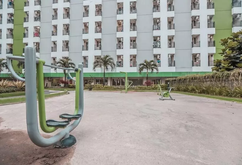 ホテル Oyo 498 Green Lake View Ciputat
