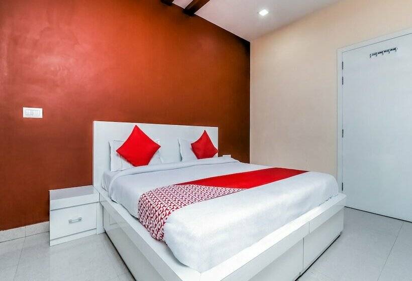 Oyo 19706 Hotel Heaven