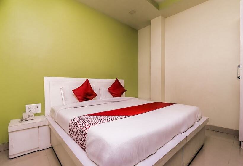 Oyo 19706 Hotel Heaven