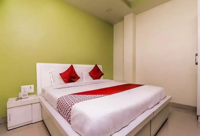 Oyo 19706 Hotel Heaven