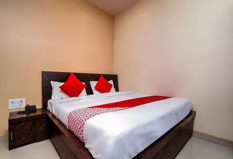 Oyo 19706 Hotel Heaven