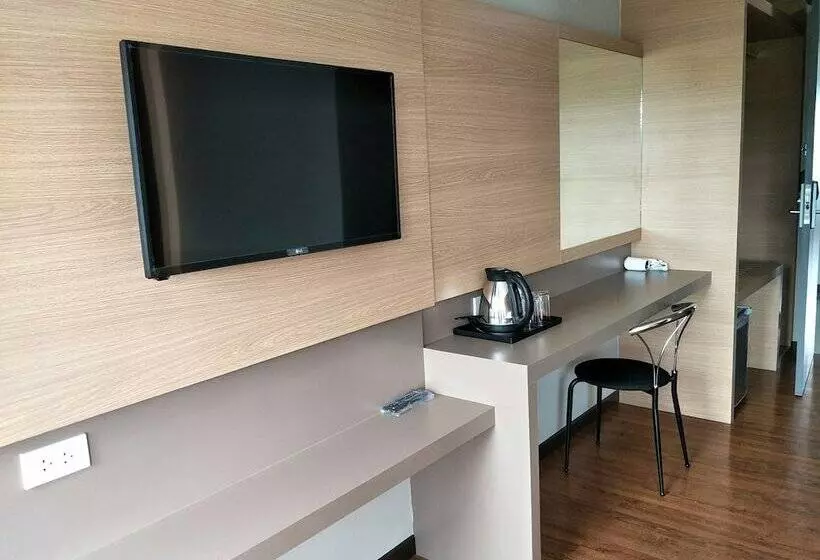 هتل Atk Garden Hills