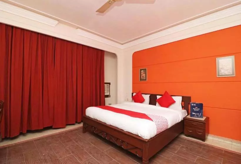 Oyo 23171 Hotel Metro Regency