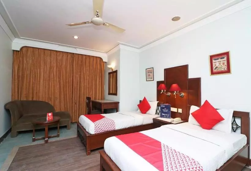 Oyo 23171 Hotel Metro Regency