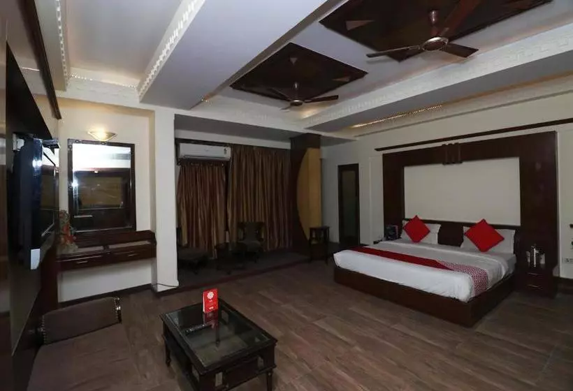 Oyo 23171 Hotel Metro Regency
