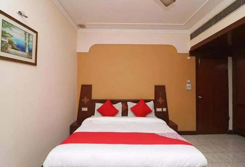 Oyo 23171 Hotel Metro Regency
