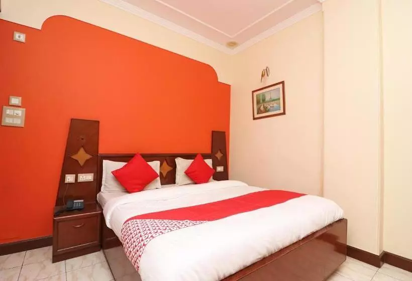 Oyo 23171 Hotel Metro Regency