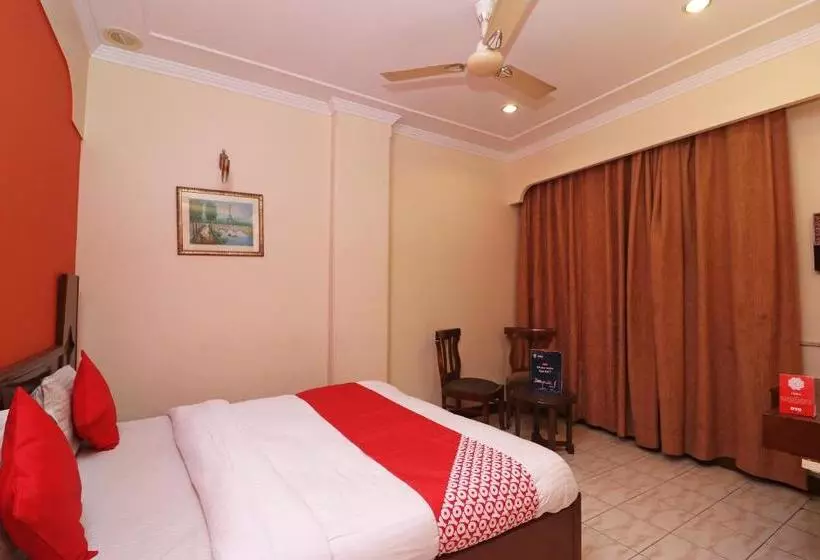 Oyo 23171 Hotel Metro Regency