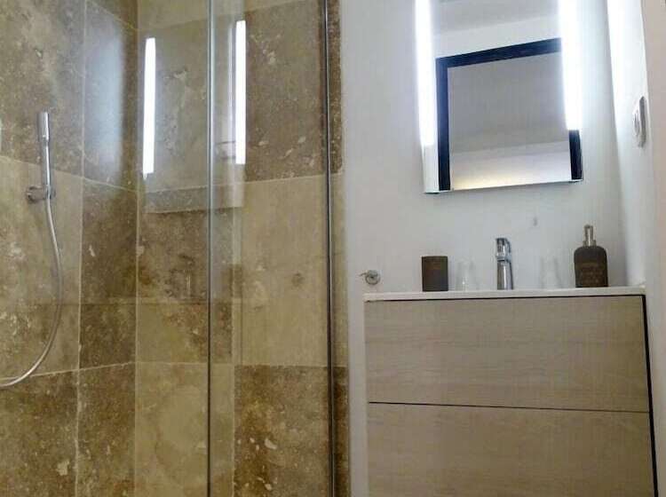 بنسيون Demeure D Hotes Le Rocher