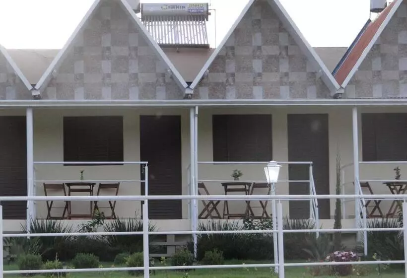 Majatalo Pousada Canto Dos Canários