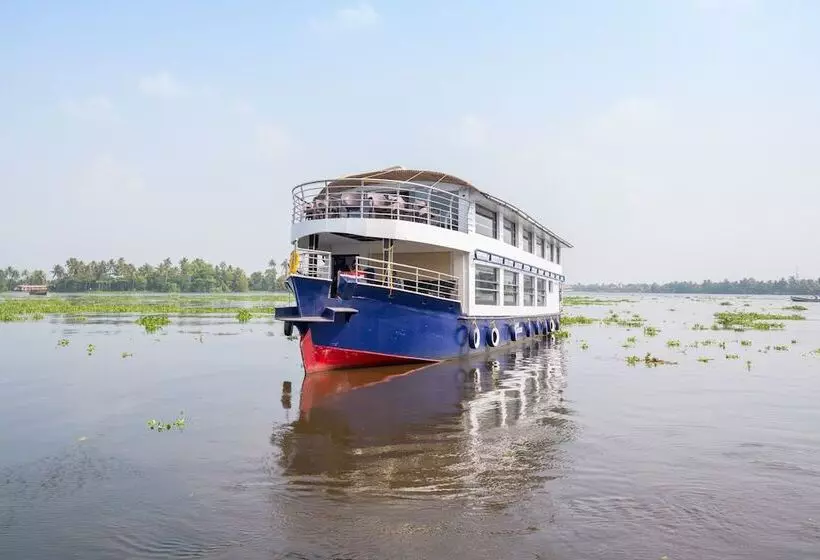 ホテル Oyo 23434 Royal Palace 4bhk Premium Houseboat