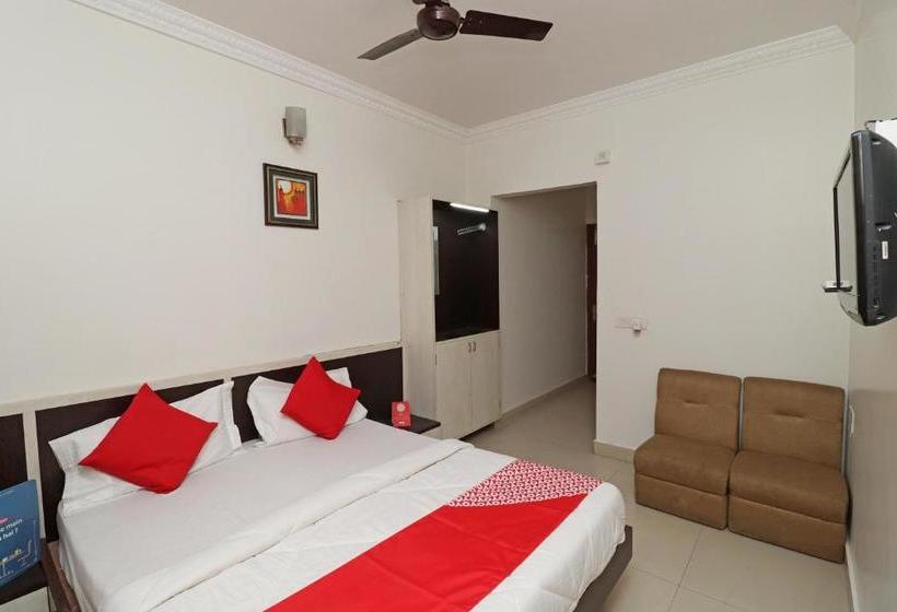 Oyo 28063 Hotel Bombay Jewel Palace