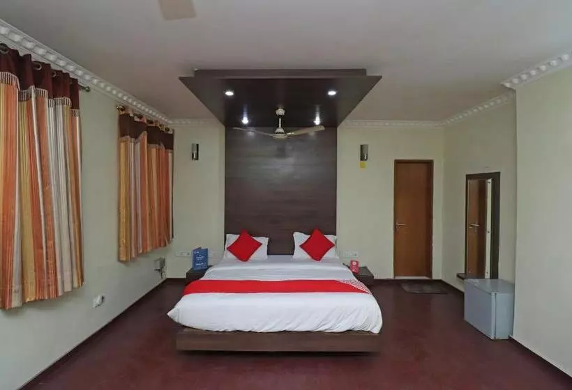 Oyo 28063 Hotel Bombay Jewel Palace