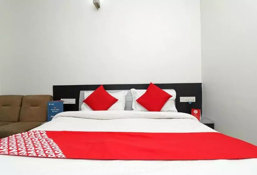 Oyo 28063 Hotel Bombay Jewel Palace
