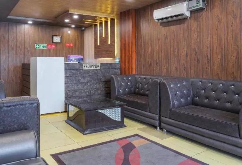ホテル Capital O 70366 Madhuvan Inn