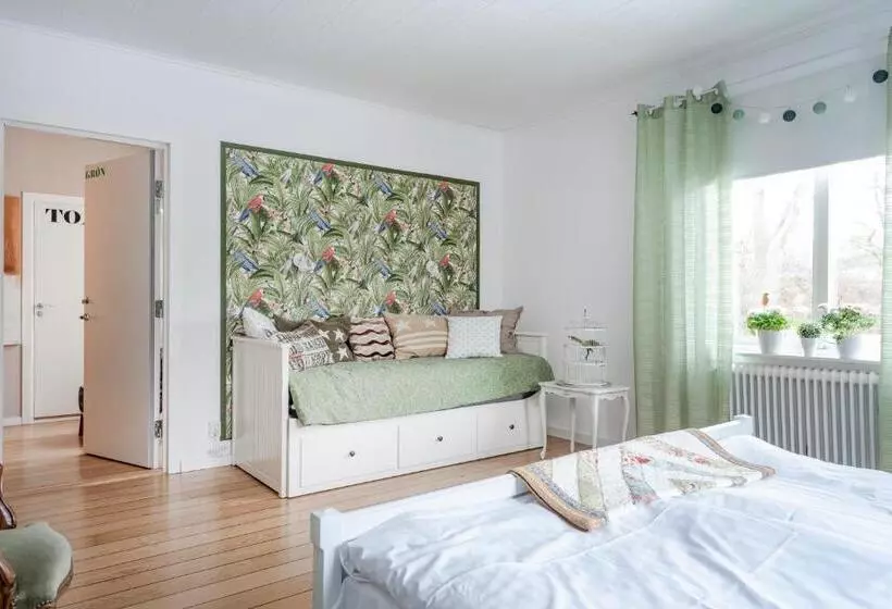 ベッドアンドブレックファースト Villa Ekegården