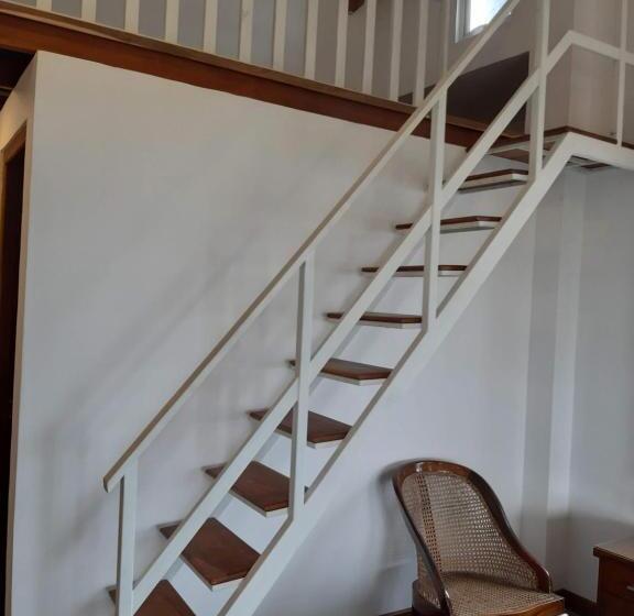 בית מלון כפרי Blue Sands Beach Resort