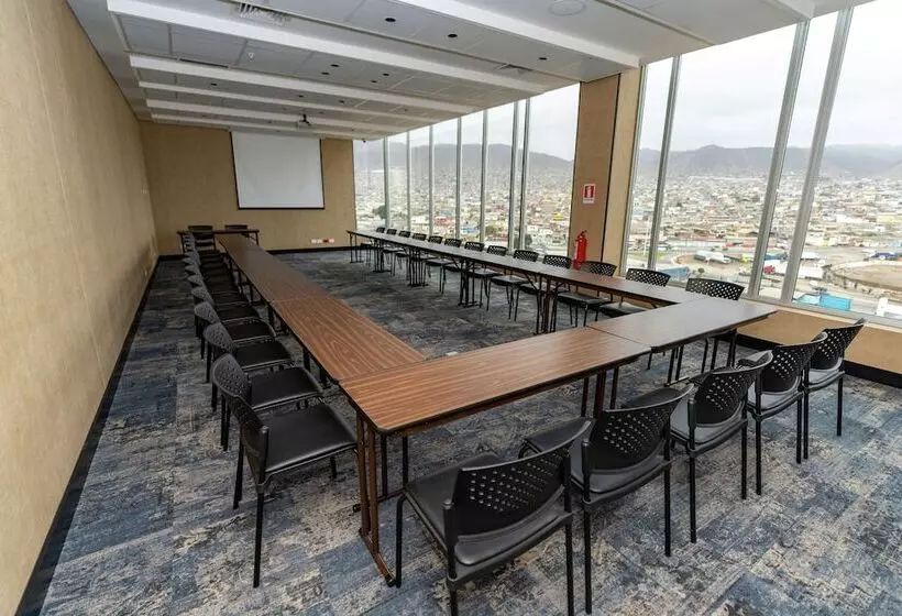 هتل Hampton By Hilton Antofagasta